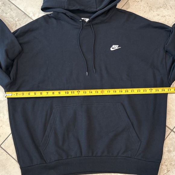 Nike Club FT Oversized Pullover Hoodie Mens Medium Black Sportswear HJ1816-010 - Picture 6 of 8